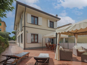 Holiday Home Rosa by Interhome, Lido Di Camaiore